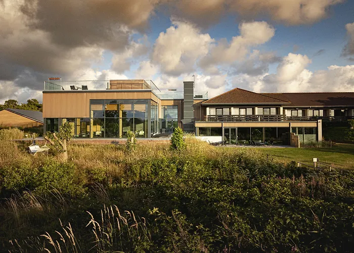 Fjordgaarden - - - Konference Hotel